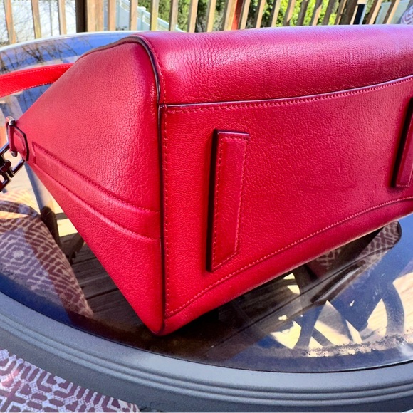 🔥🔥Givenchy Antigona Bag🔥🔥 - Picture 6 of 7